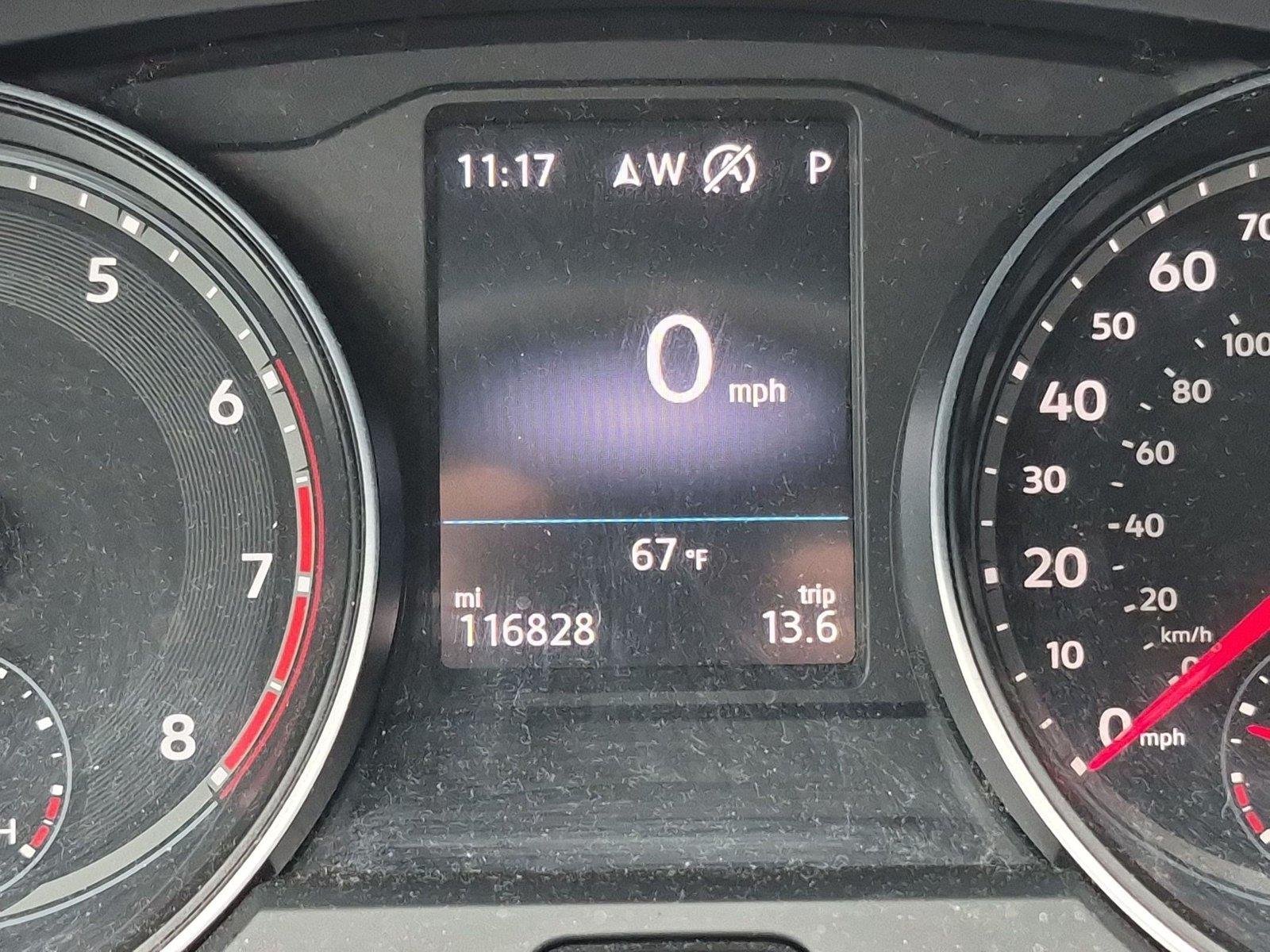 Used 2018 Platinum Gray Metallic Volkswagen 3.6L V6 SE w/Technology image 23