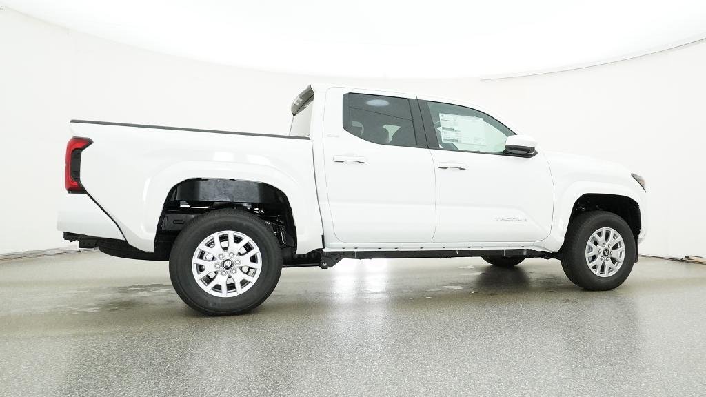 New 2026 Ice Cap Toyota SR5 image 15
