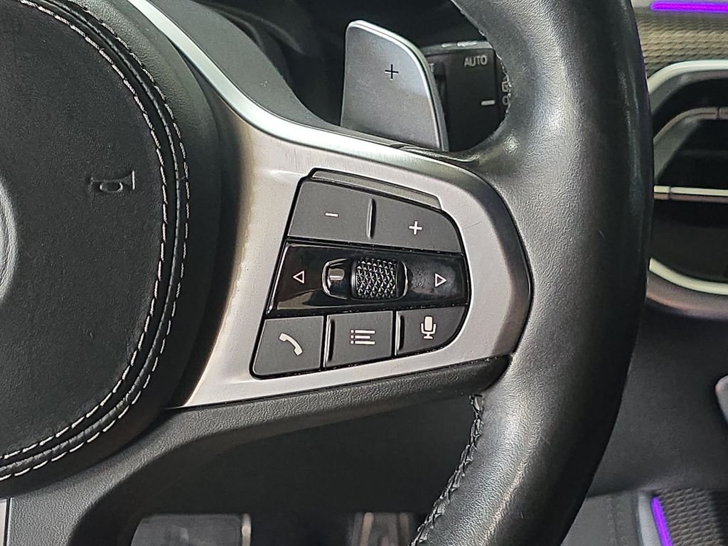 Used 2021 Black Sapphire Metallic BMW sDrive40i image 21
