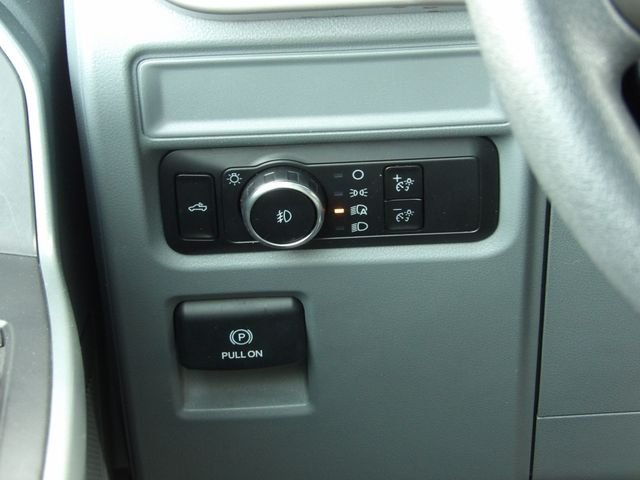 Used 2023 Oxford White Ford XLT image 21