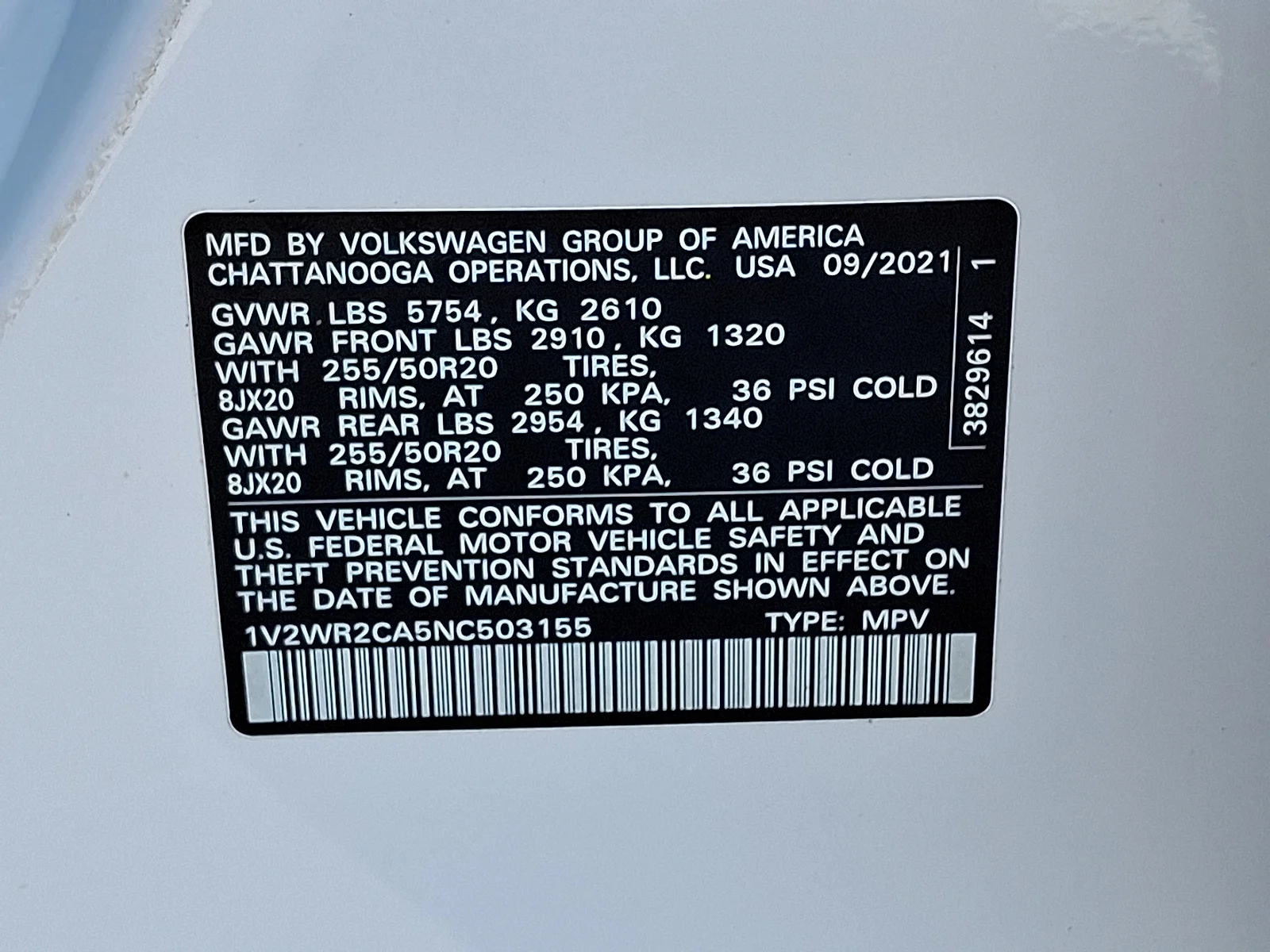 2022 Volkswagen Atlas SE w/Tech - Photo 29