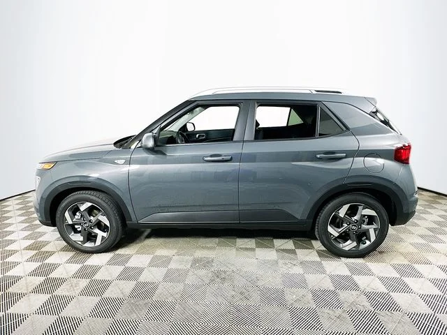 New 2026 Hyundai VENUE SEL