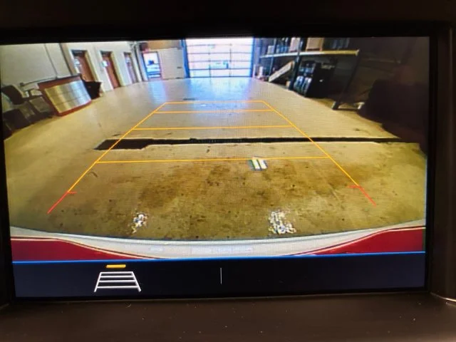 Used 2019 White GMC SLE image 20