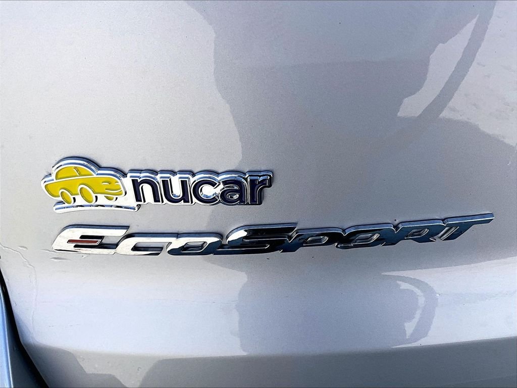 Used 2022 Silver Ford SE image 8