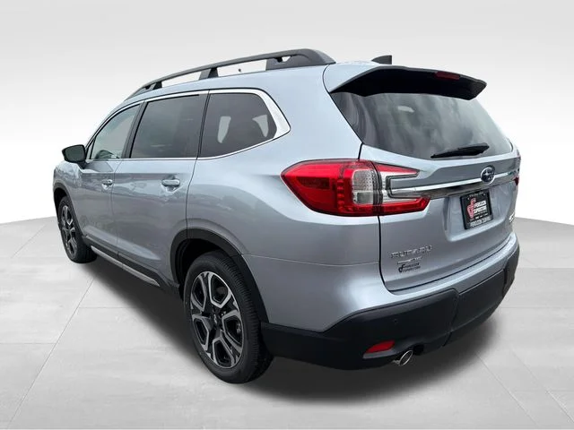 New 2026 ICE SILVER METALLIC Subaru Limited 7-Passenger image 5