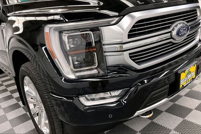 Used 2023 Agate Black Metallic Ford Limited image 37