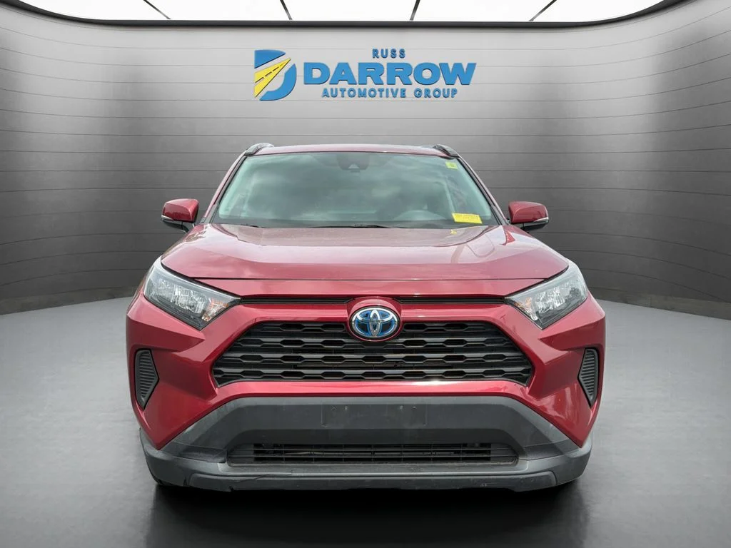 Used 2021 Red Toyota LE image 8