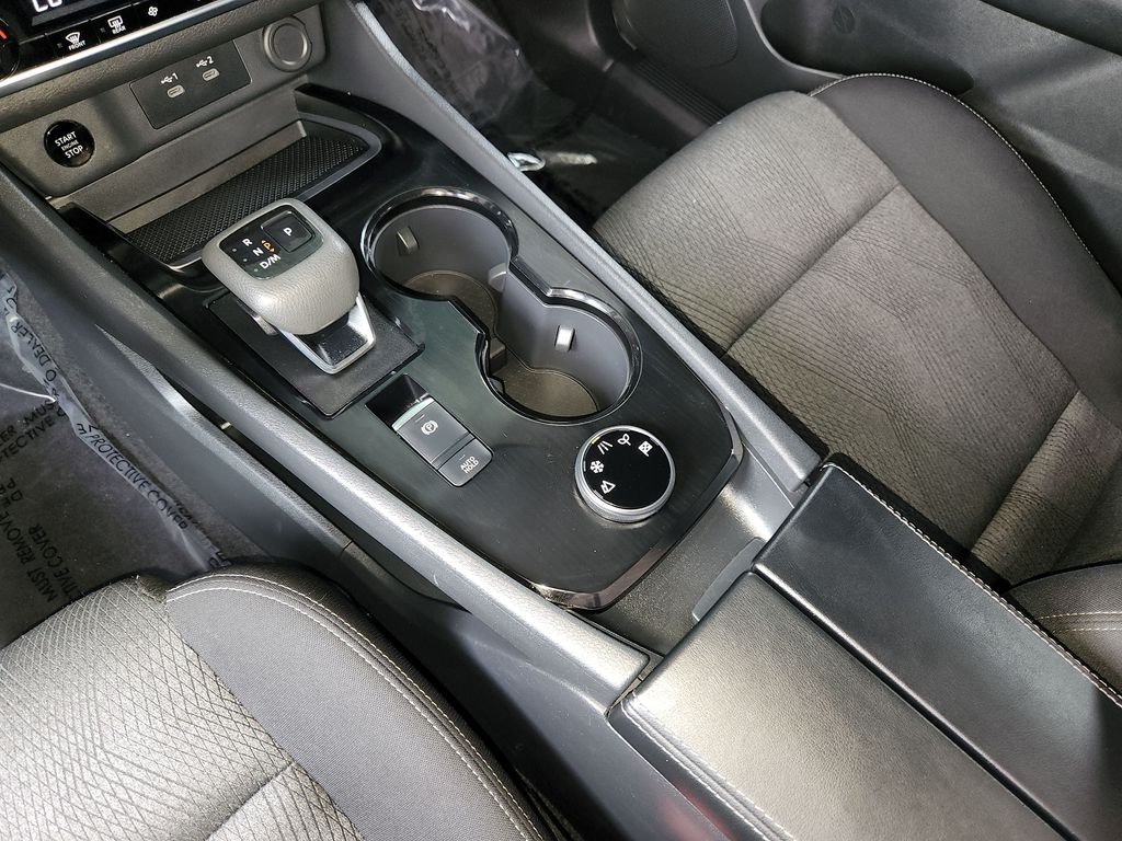 Used 2025 Gray Nissan SV AWD image 22