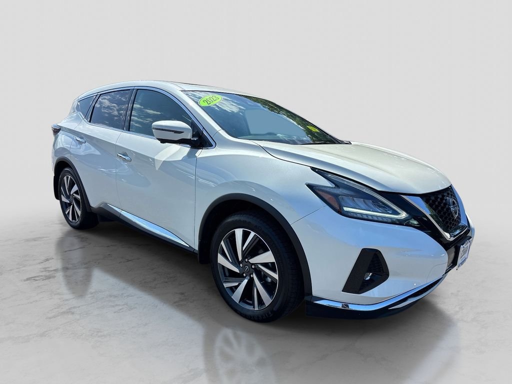 Used 2023 White Nissan SL image 7