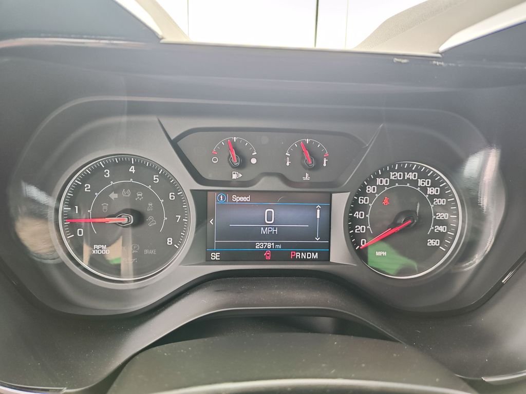 Used 2022 White Chevrolet LT1 image 17