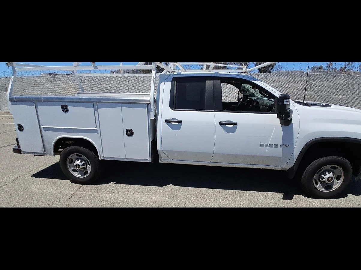 Used 2024 Summit White Chevrolet WT image 7