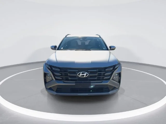 Used 2025 Silver Hyundai SEL image 3