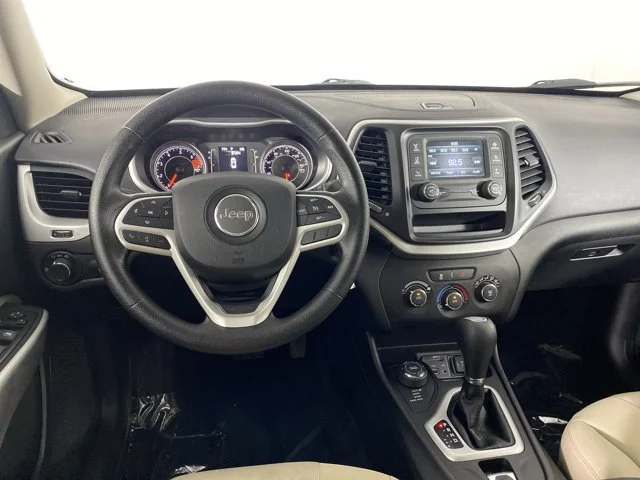 Used 2017 Silver Jeep Sport image 17