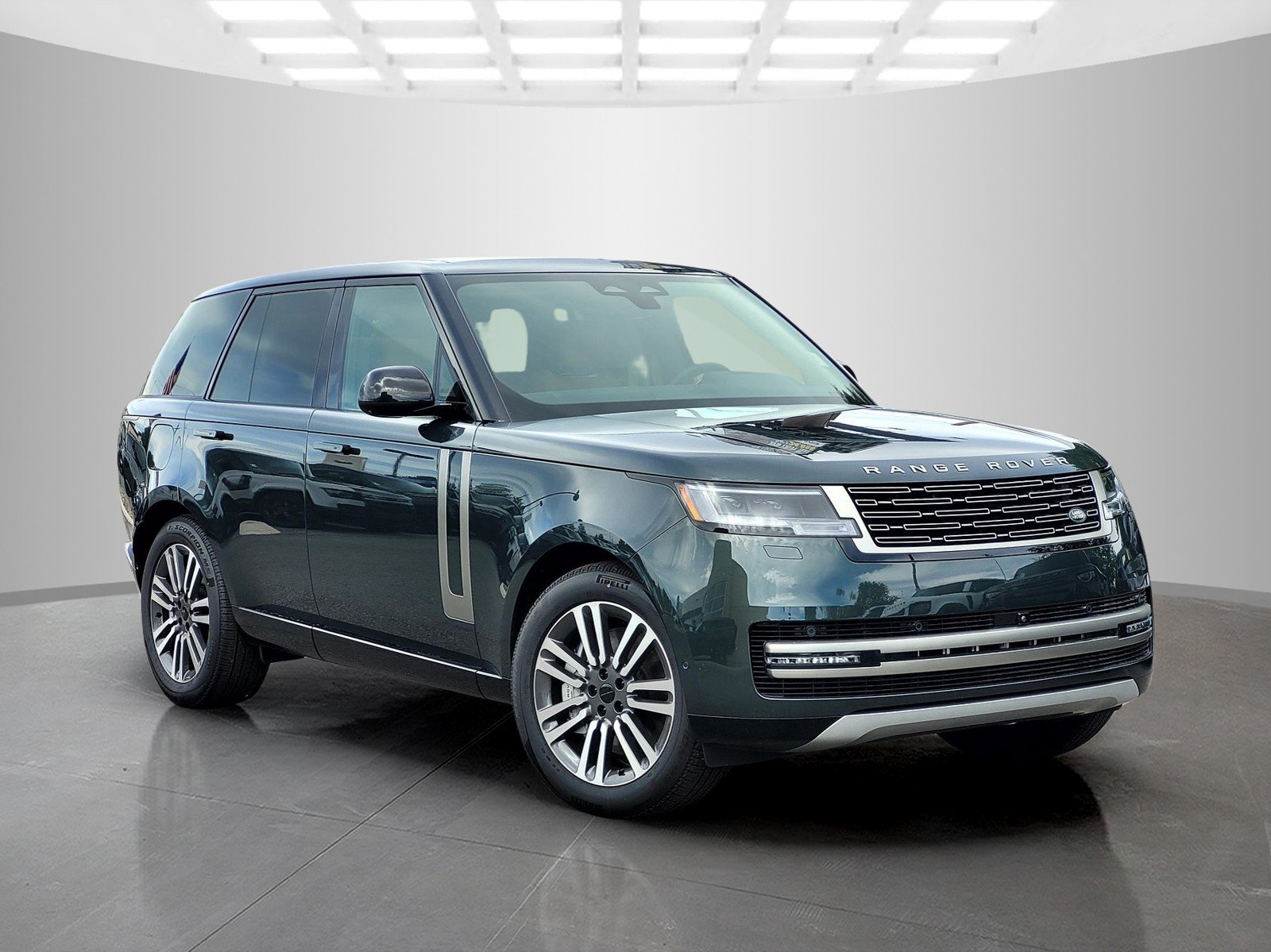 New 2026 Belgravia Green Land Rover SE image 8