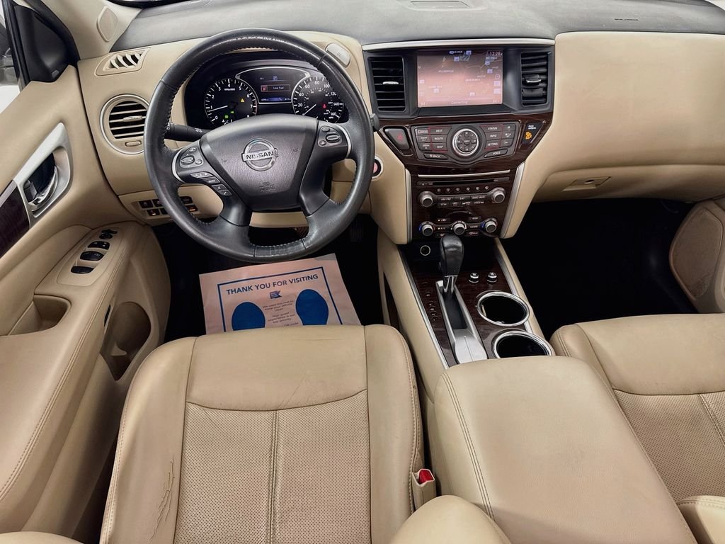 Used 2016 Pearl White Nissan Platinum image 30