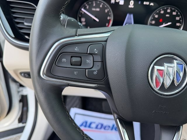 Used 2023 WHITE FROST TRICOAT Buick Avenir image 23