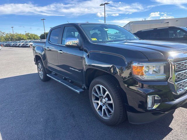 Used 2022 Black GMC Denali image 2