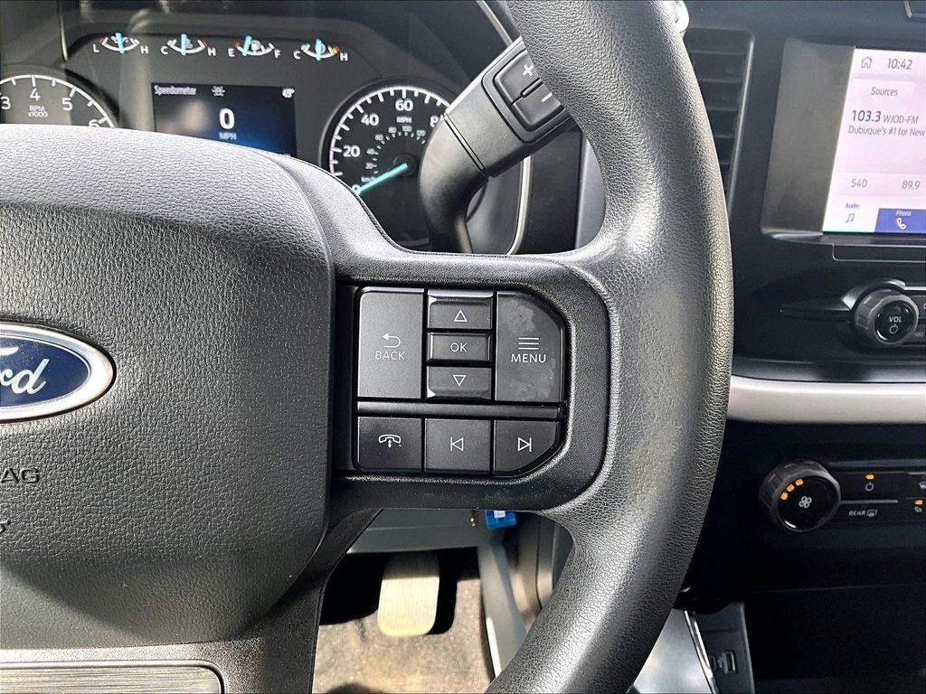 Used 2023 Silver Ford XLT image 17
