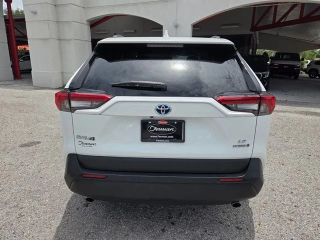 Used 2024 White Toyota LE image 11