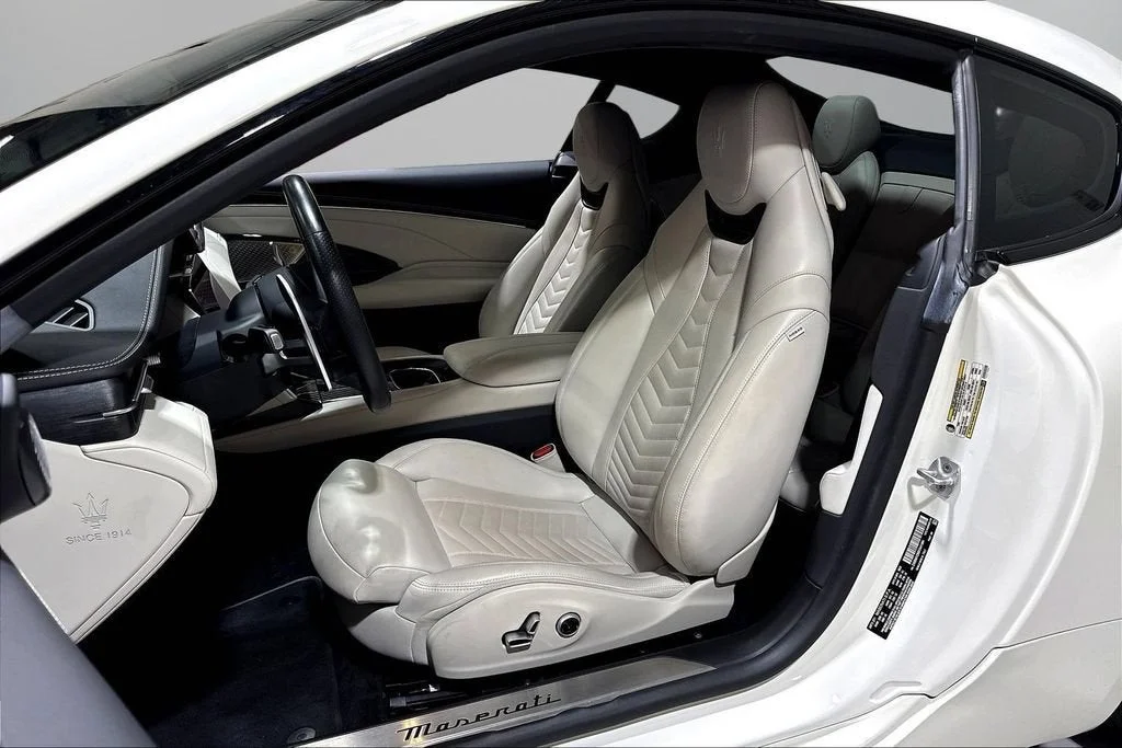 Used 2024 Bianco Solid Maserati Trofeo image 21