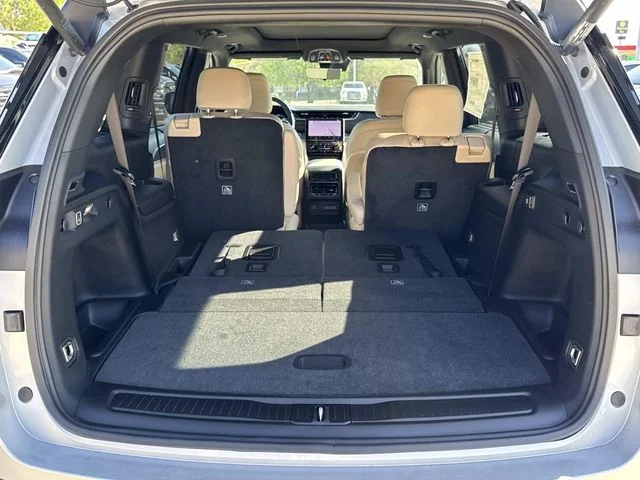New 2025 Silver Jeep Limited image 11