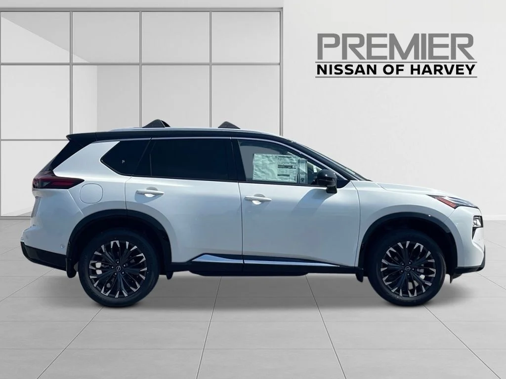 New 2026 Everest White Pearl TriCoat / Super Black Two-tone Nissan Platinum image 6