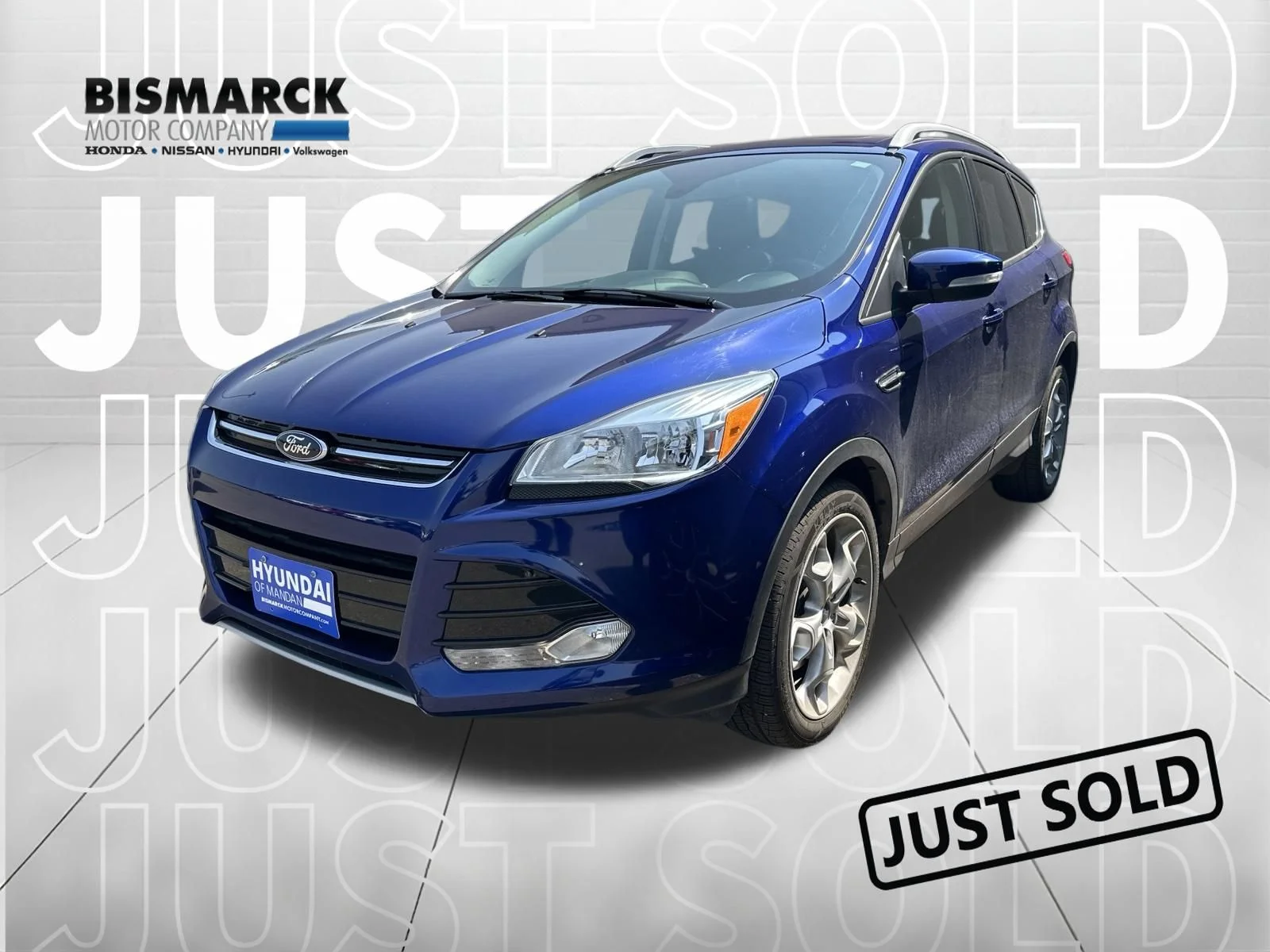 Used 2016 Blue Ford Titanium image 1