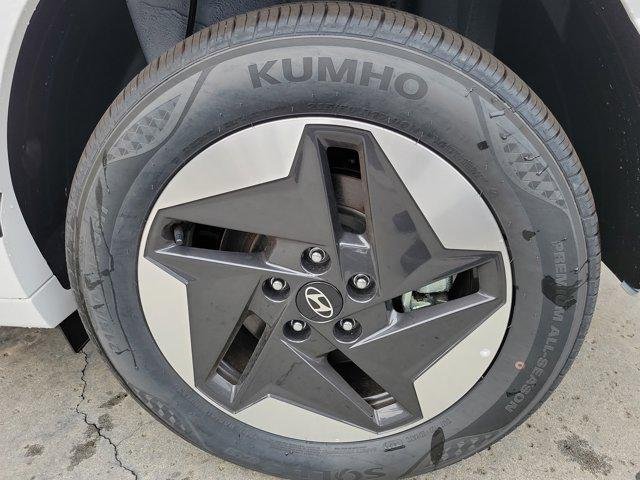 2025 Hyundai Kona EV SEL - Photo 21