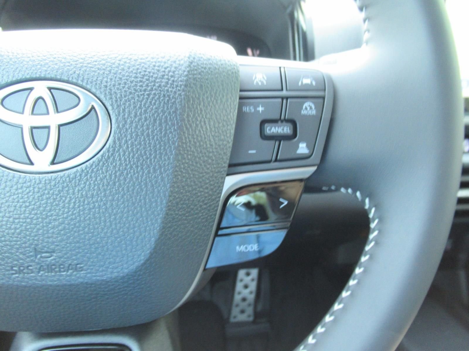 Used 2026  Toyota SE image 25