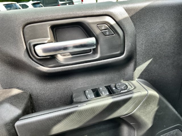 2026 Chevrolet Silverado 1500 photo 23 of 41