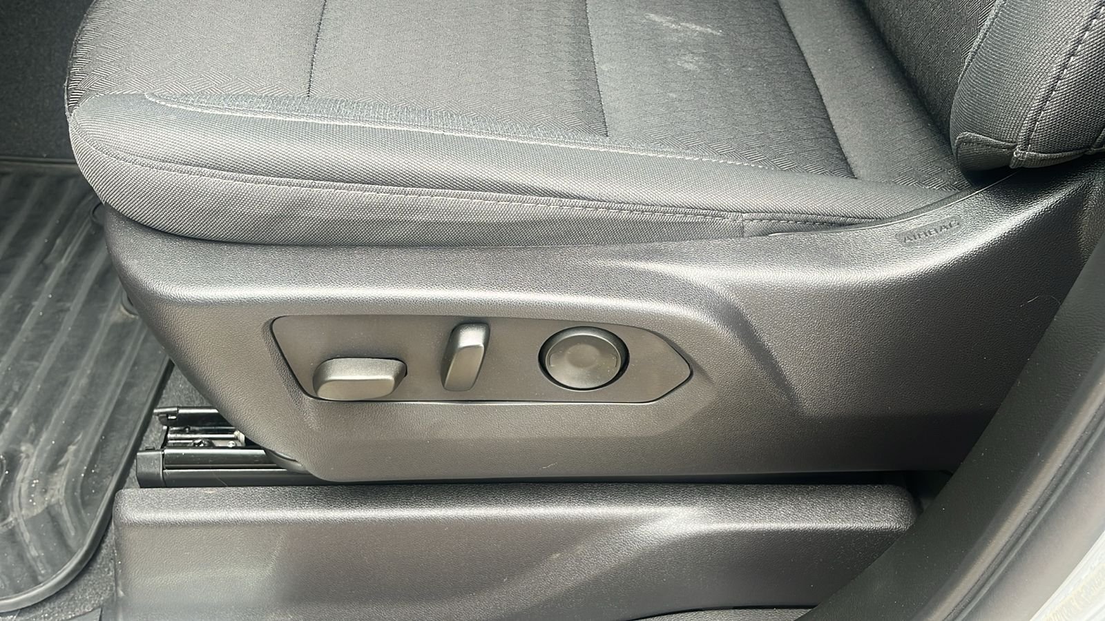 Used 2024 Gray Chevrolet LT image 19