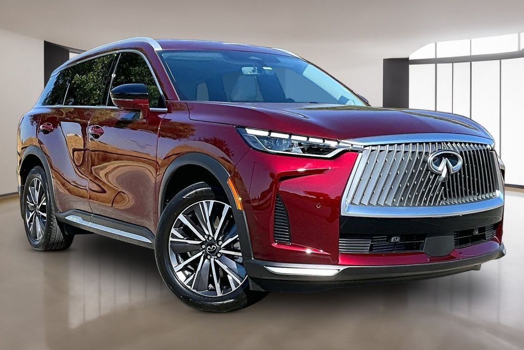 Used 2026 Red INFINITI LUXE image 11