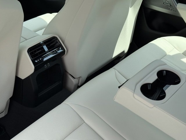Used 2026 Tanzanite Blue II Metallic BMW 530i xDrive image 22