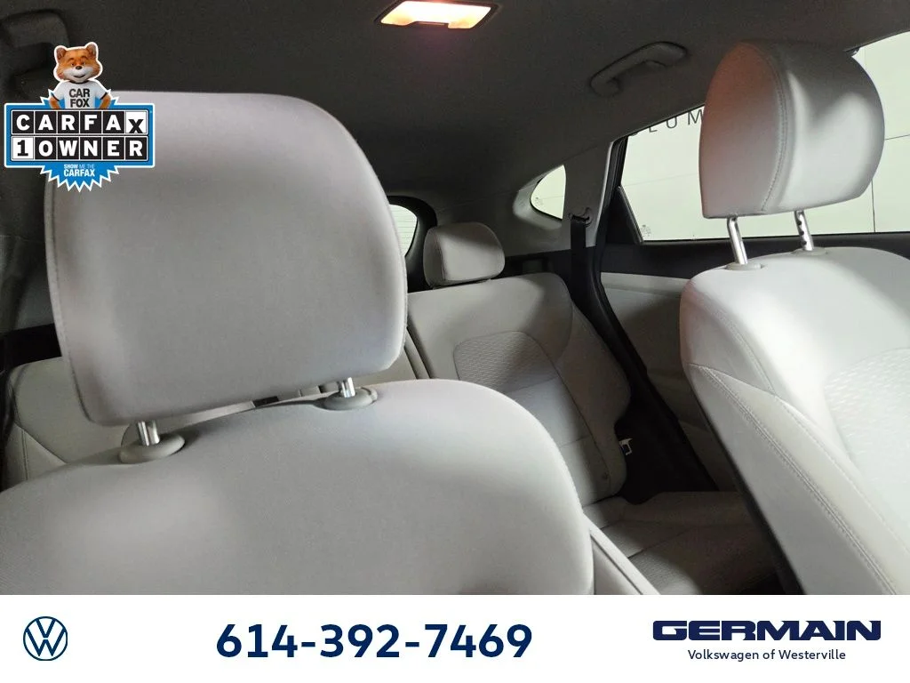 Used 2021 Black Hyundai Sport image 15