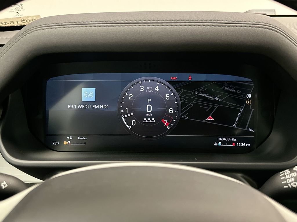 Used 2020 Santorini Black Metallic Land Rover S image 31