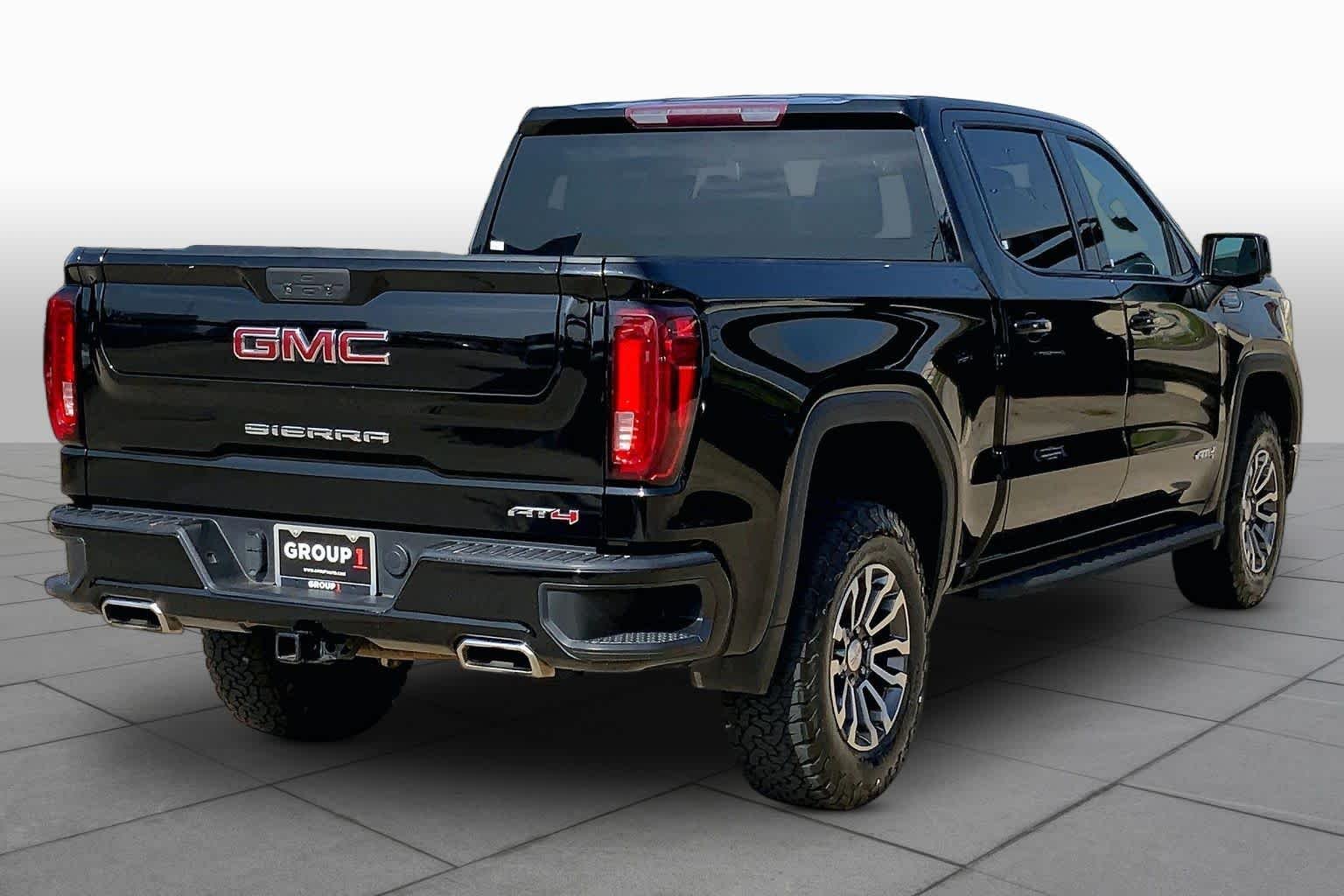 Used 2021 Ebony Twilight Metallic GMC AT4 image 13