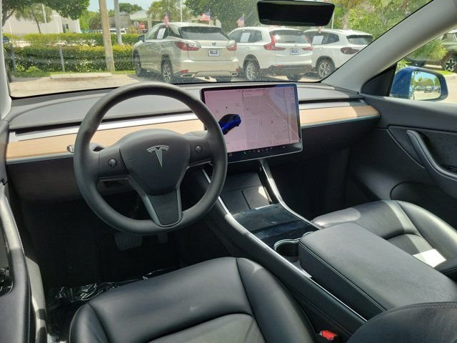 2021 Tesla Model Y Long Range - Photo 12