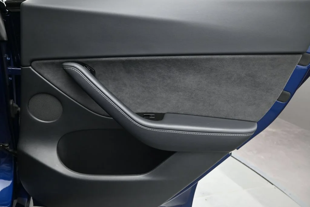 Used 2021 Blue Tesla Long Range image 23