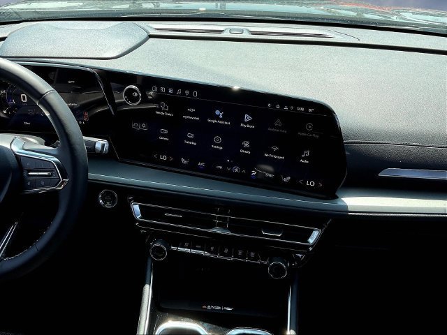 2026 Chevrolet Traverse LT - Photo 6