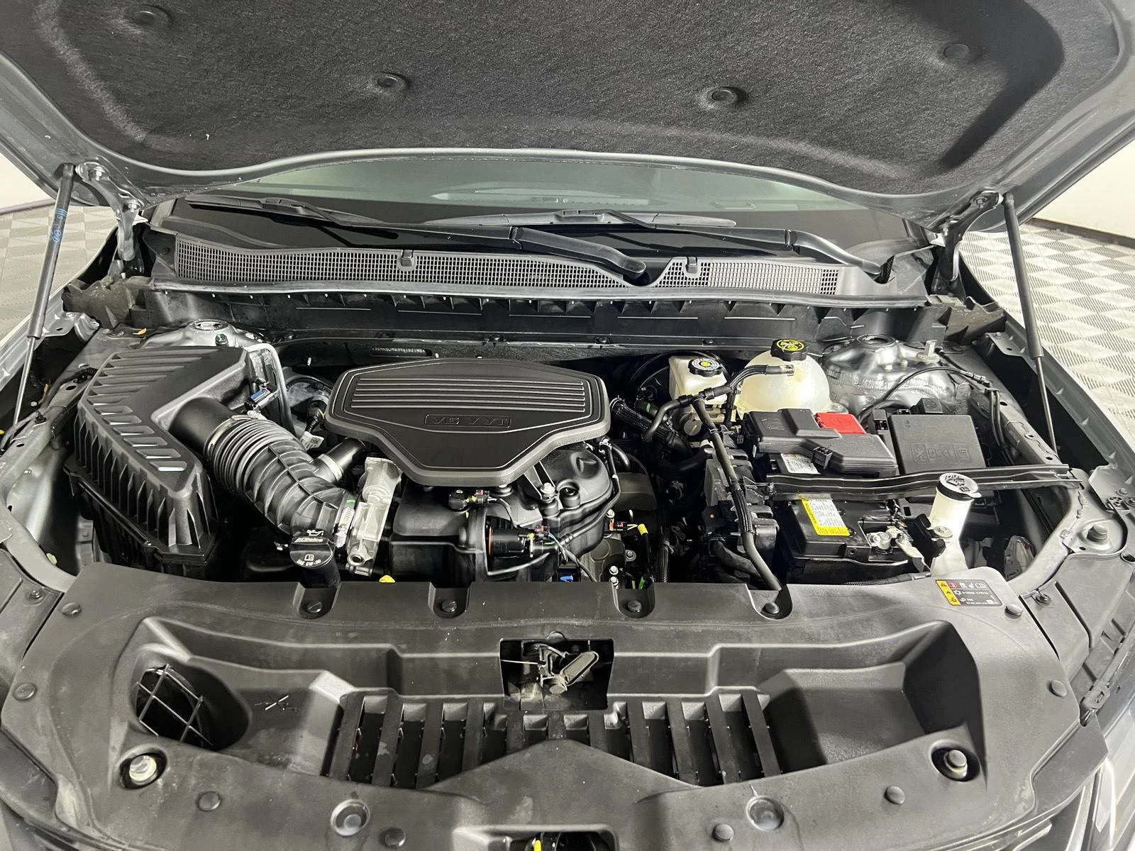 Used 2024 Sterling Gray Metallic Chevrolet LT image 3