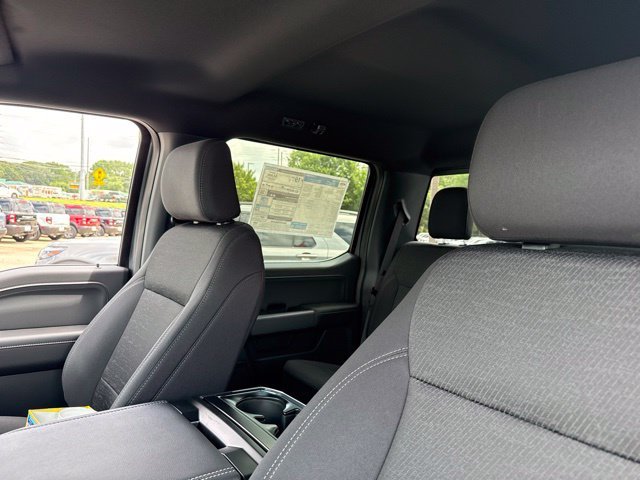 New 2026 Carbonized Gray Metallic Ford XLT image 21
