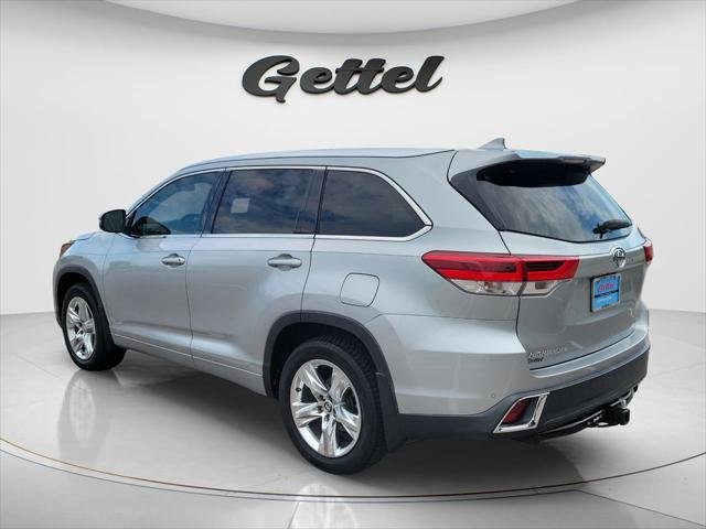 Certified Used 2019 CELESTIAL SILVER METALLIC Toyota  image 7