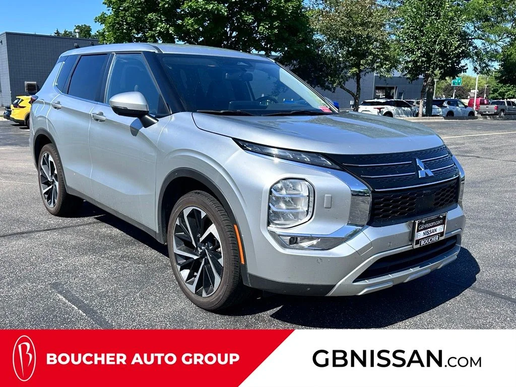2024 Mitsubishi Outlander SE S-AWC's photo