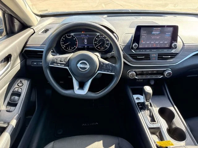 Used 2025 Gray Nissan 2.5 SV image 43