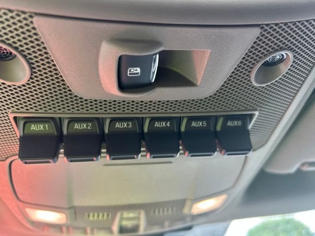 Used 2020 Black Metallic Ford Lariat image 38