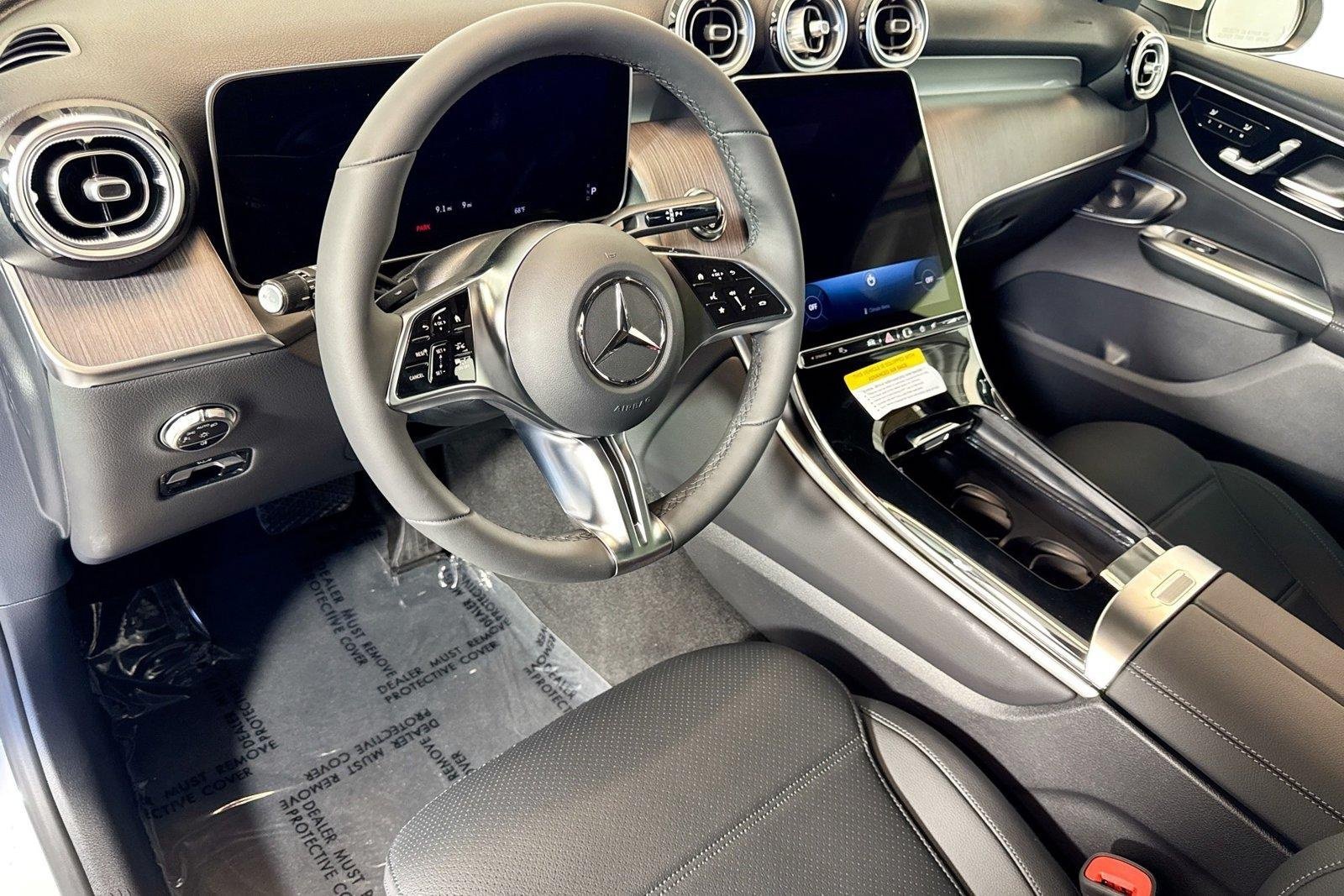 New 2026 Polar White Mercedes-Benz GLC 300 image 9