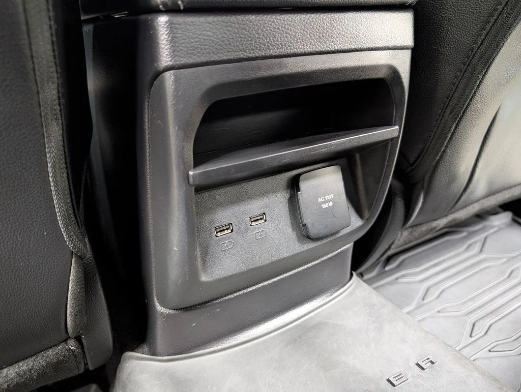 Certified Used 2022 Silver Metallic Ford Lariat image 16