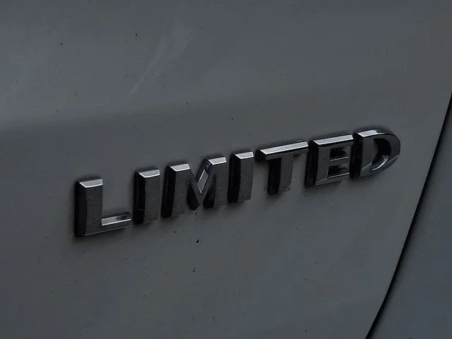 Used 2021 White Jeep Limited image 35