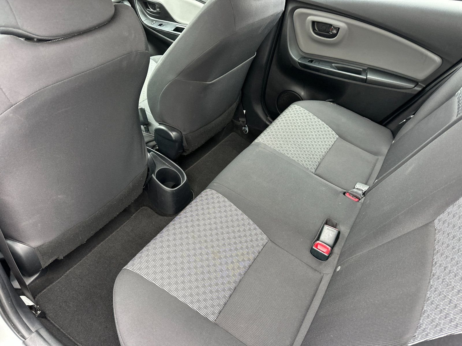 Used 2017 Silver Toyota L image 11