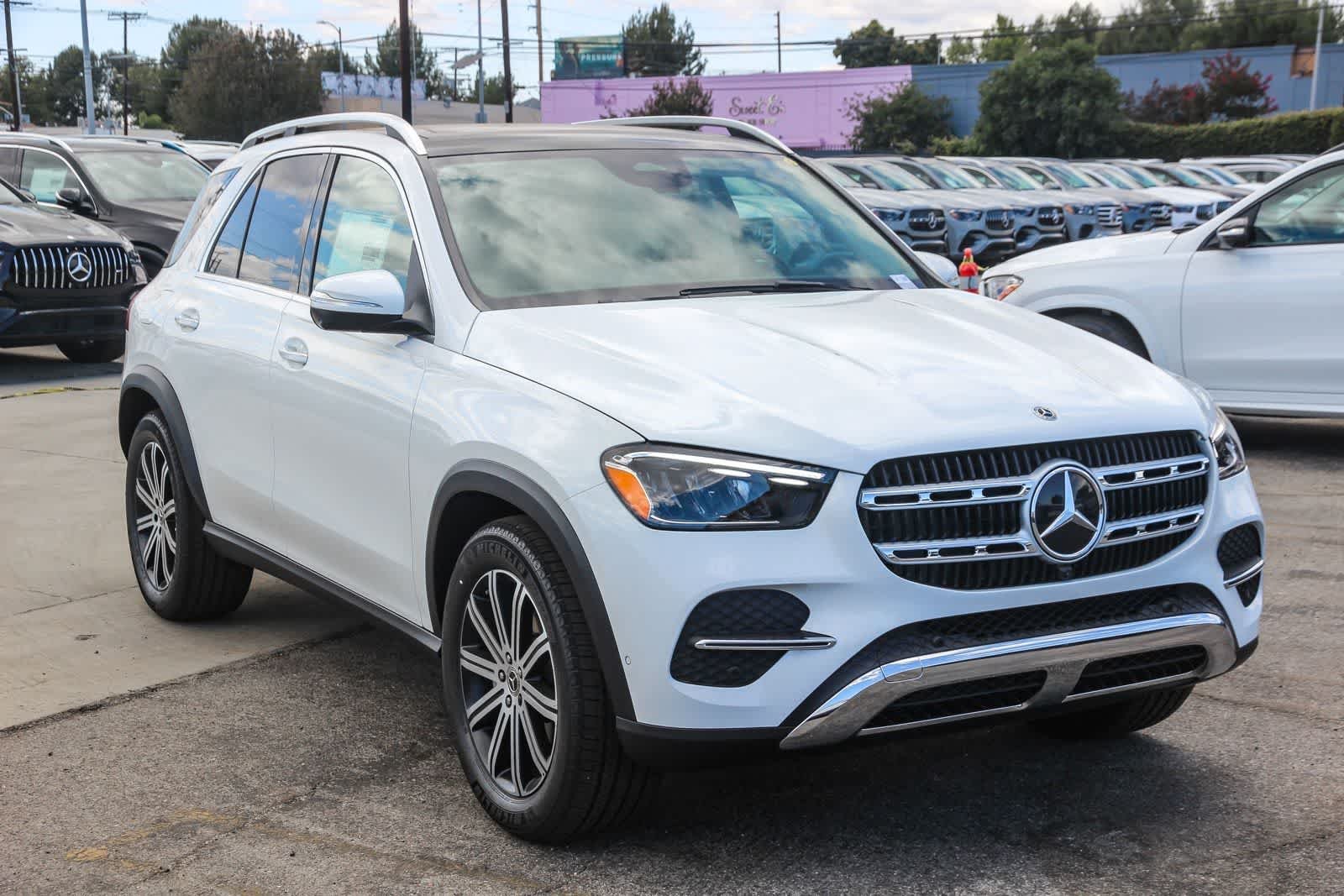 New 2026 Polar White Mercedes-Benz GLE 350 image 3